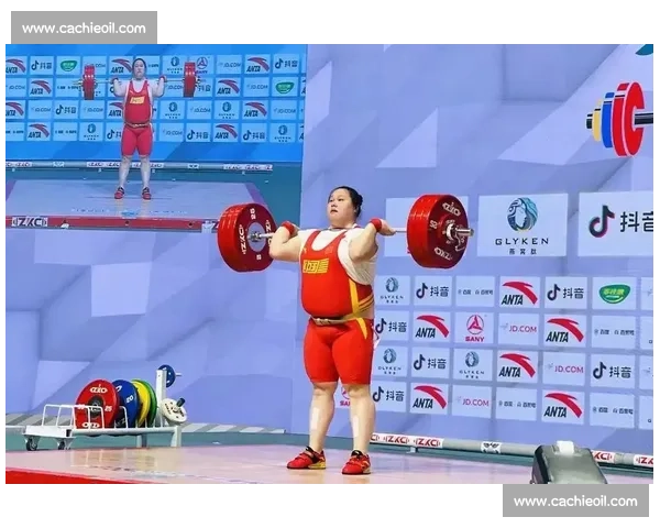 举重赛场成语新解力量比拼见证拼搏精神与荣耀时刻传奇梦想巅峰之路 举重赛场成语新解力量比拼见证拼搏精神与荣耀时刻传奇梦想巅峰之路