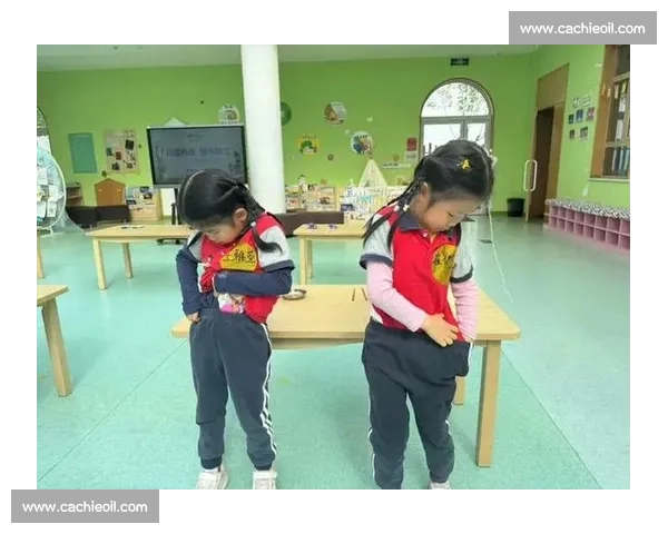 幼儿园快乐成长主题穿衣服比赛展示自理能力与童真风采全面发展活动