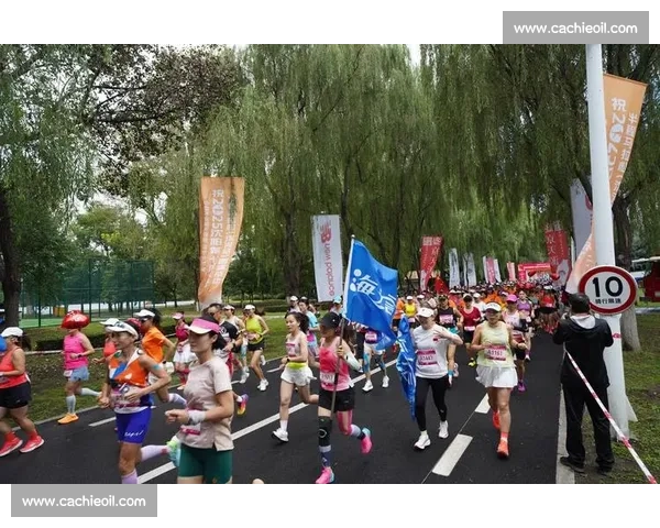 奔跑中原郑州马拉松点燃城市活力与全民健身新篇章高质量发展之路 奔跑中原郑州马拉松点燃城市活力与全民健身新篇章高质量发展之路